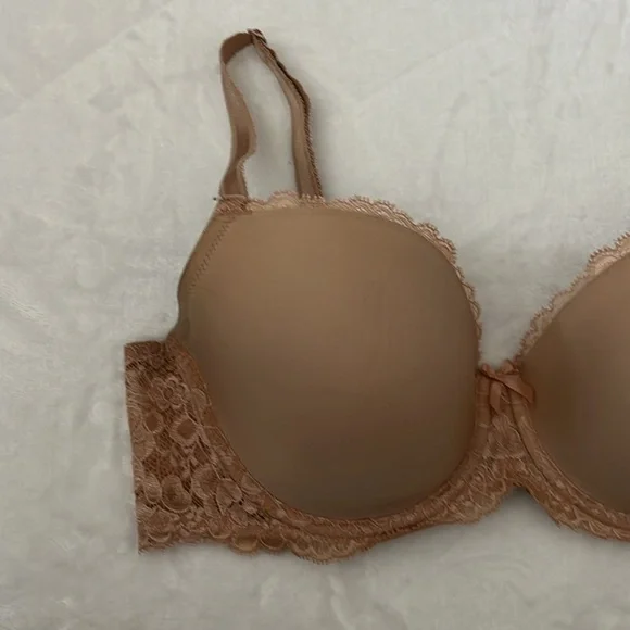 Victoria’s Secret Nude Dream Angels Lined Demi Bra 36D - Picture 2 of 9